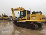 Used Excavator in rainy weather